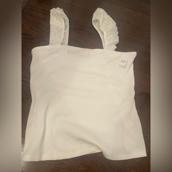 NWT GAP RIB EYELET FLUTTER SLEEVE TANK TOP - SIZE XL - Picture 2 of 8